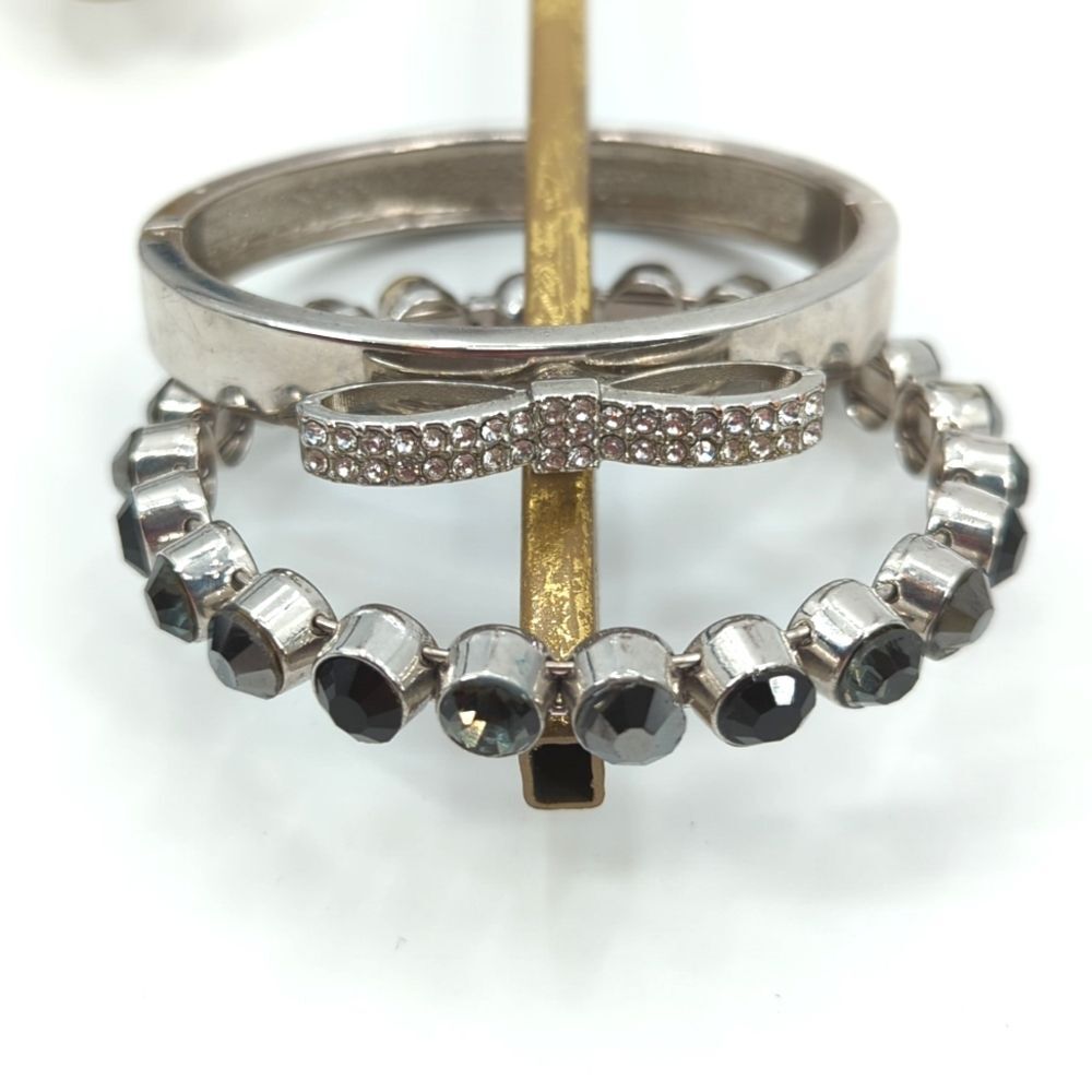 Bow Gray Rhinestone Silver Tone Chunky Hinge Open Costume Bracelet Set of 2
